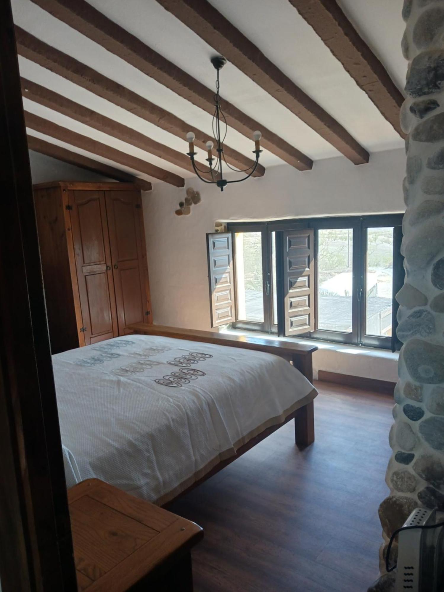 Casa Rural Los Cerezos อัลบ็อกซ์ ภายนอก รูปภาพ